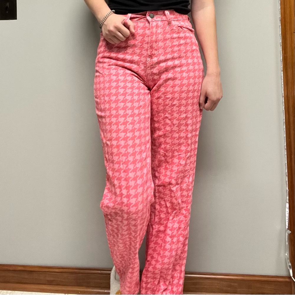 SHEIN Pink Houndstooth Straight Leg Jeans